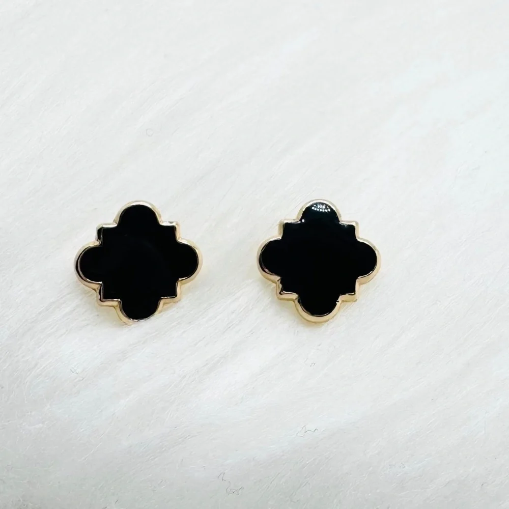 Wholesale Chloe Clover Stud Earrings 18k Gold Plated Earrings in Black 3 pairs
